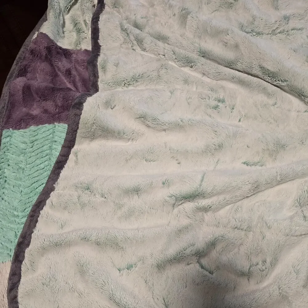 Sometimes I Sew Minky Designs XL Blanket and pillowcase